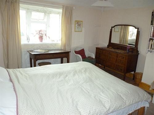 Calne Bed And Breakfast Bagian luar foto